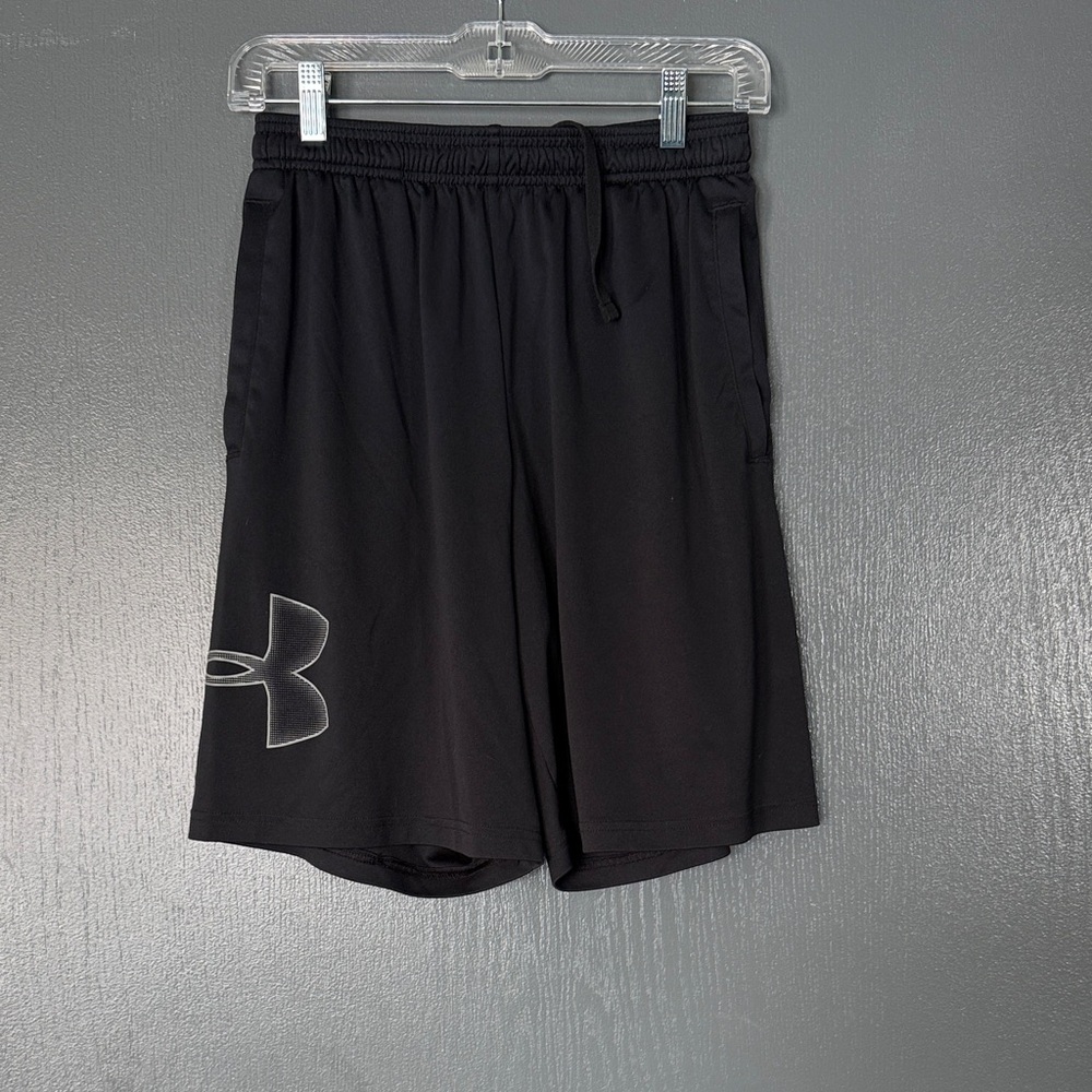 Under Armour Men's Athletic Black Shorts - Picture 1 of 3